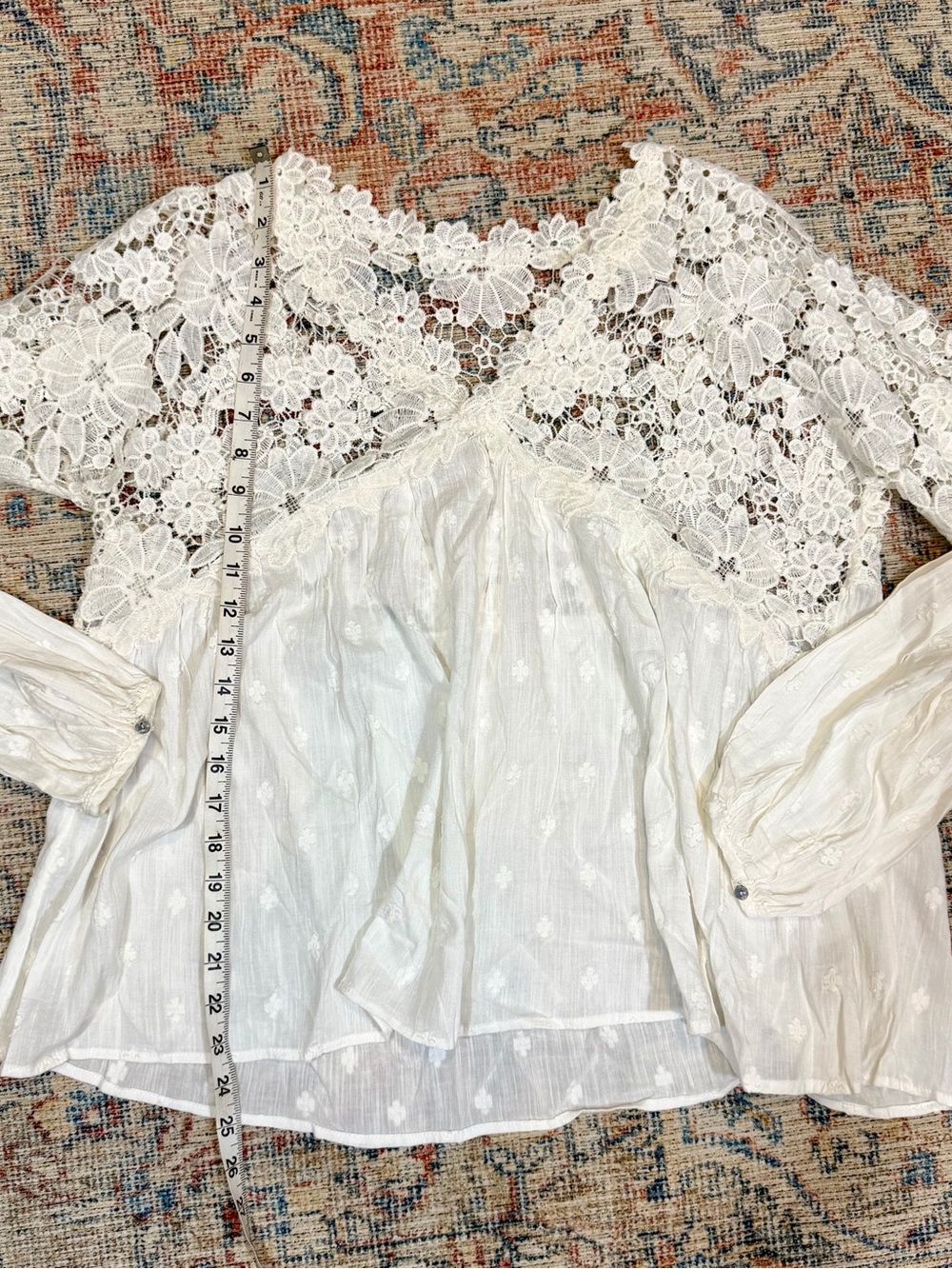 Free People White Lace Floral Embroidered Peasant Boho Euro Blouse Women’s M - Picture 7 of 8